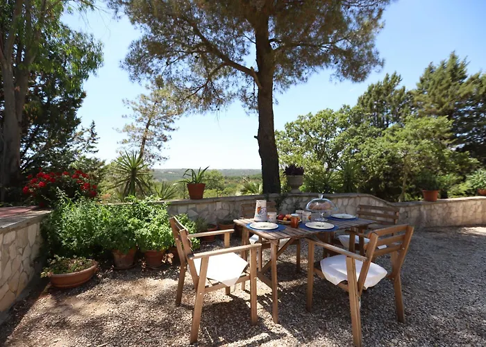 Dimora Dei Trulli Santa Lucia (Brindisi)